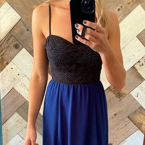 Cutout Maxi